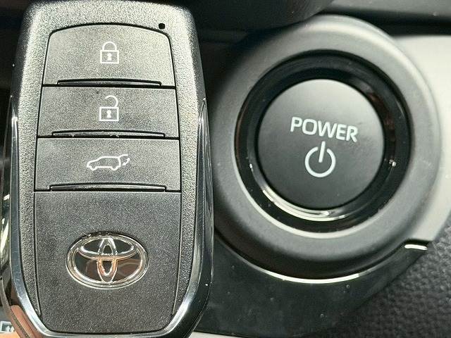 トヨタ クラウンスポーツの画像16