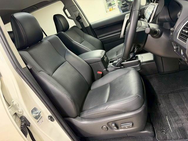 トヨタ ランドクルーザープラドの画像11