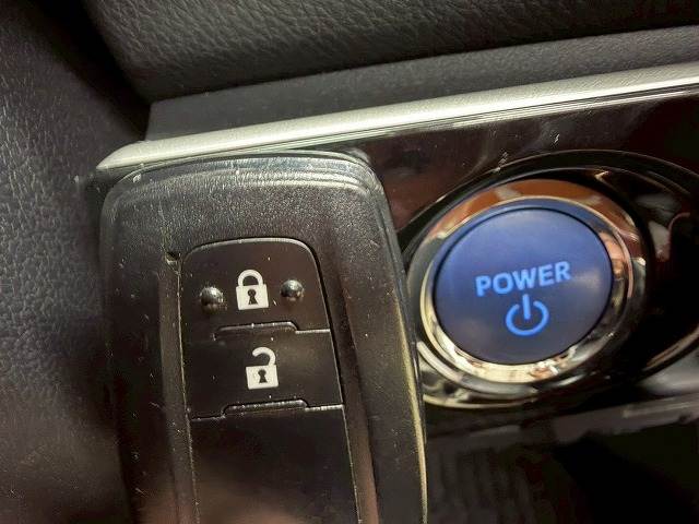 トヨタ プリウスの画像16