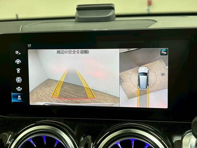 GLB-CLASSディーゼル GLB 200d 4MATIC 内装他