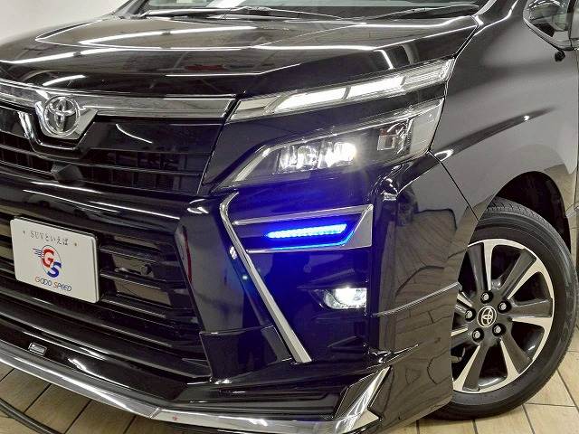 トヨタ ヴォクシーの画像11