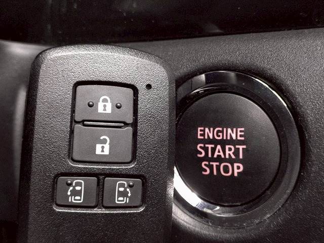 トヨタ ヴォクシーの画像16