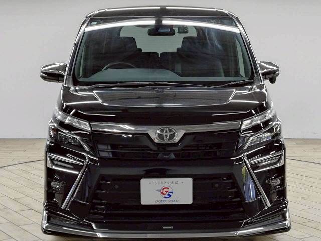 トヨタ ヴォクシーの画像17