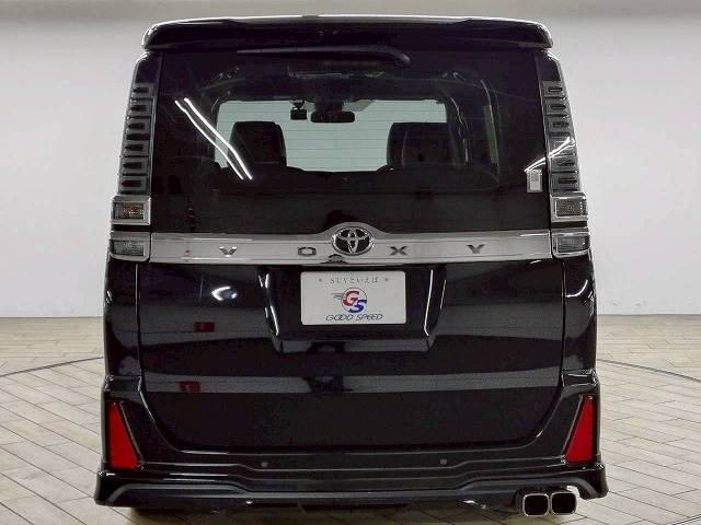 トヨタ ヴォクシーの画像19