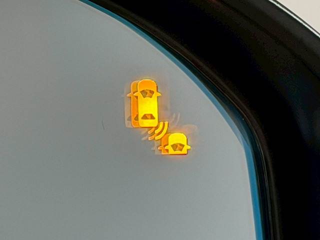 ホンダ&nbsp;ヴェゼルハイブリッドの画像5