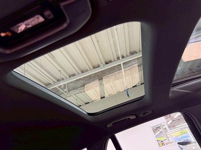 GLC-CLASSGLC 220 d 4MATIC AMGライン 内装他