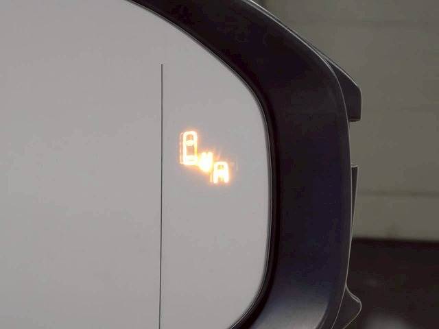 トヨタ クラウンスポーツの画像8