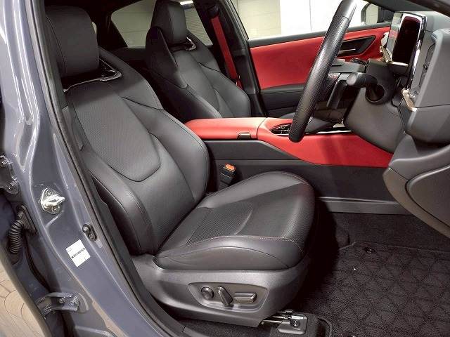 トヨタ クラウンスポーツの画像9