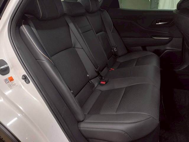 トヨタ クラウンクロスオーバーの画像10