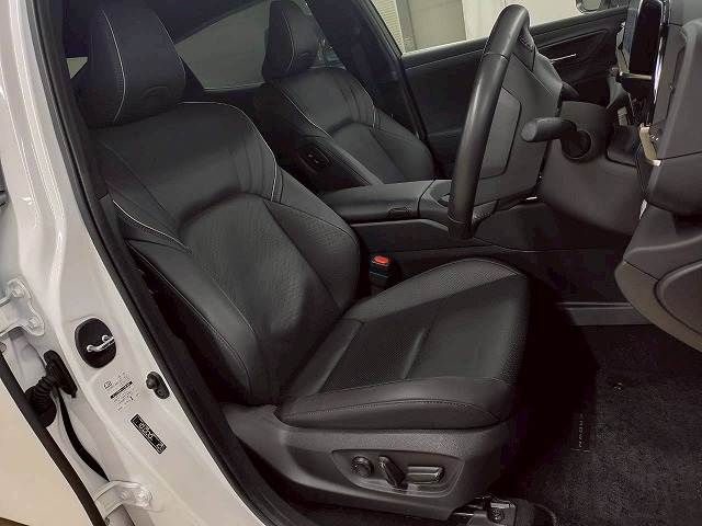 トヨタ クラウンクロスオーバーの画像11