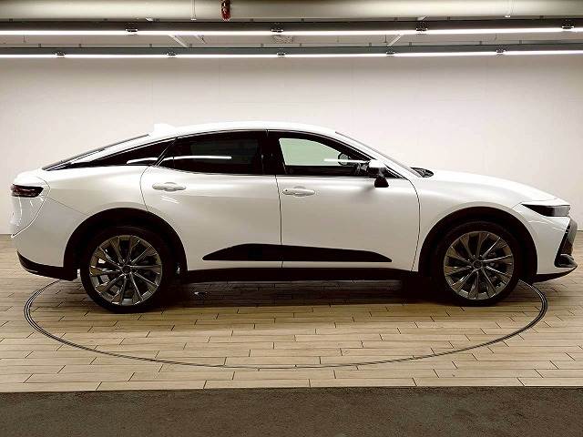 トヨタ クラウンクロスオーバーの画像18