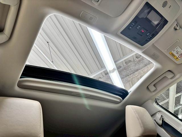 ESES300h “version L” 内装他