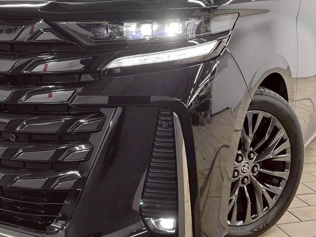 トヨタ ヴェルファイアハイブリッドの画像11