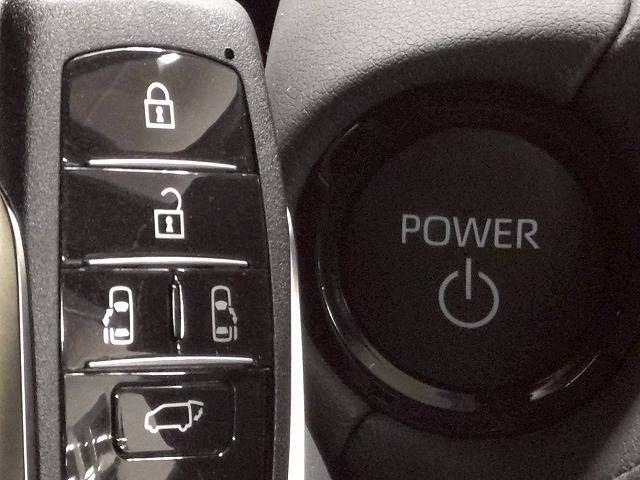 トヨタ ヴェルファイアハイブリッドの画像16