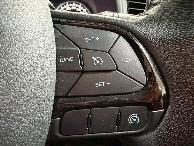 JEEP Renegadeナイトイーグル 内装他