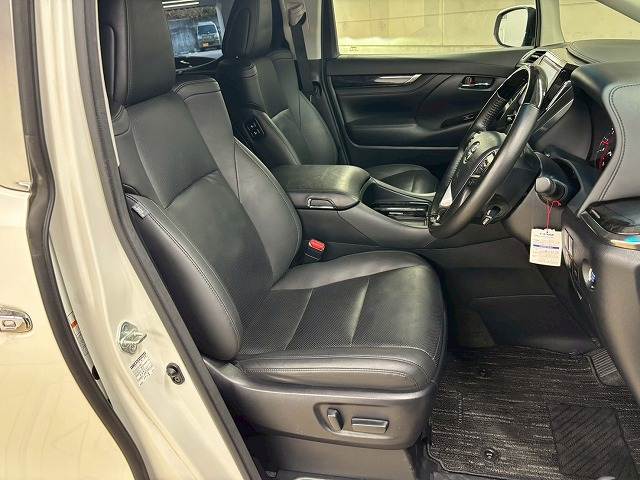 トヨタ&nbsp;アルファードの画像10