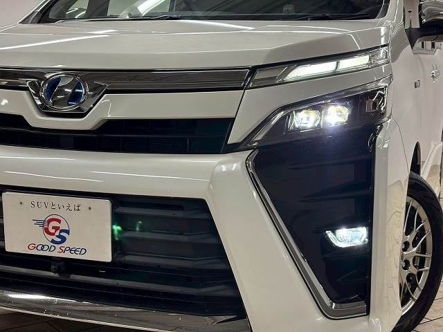 トヨタ&nbsp;ヴォクシーハイブリッドの画像11