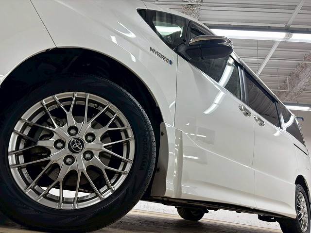 トヨタ&nbsp;ヴォクシーハイブリッドの画像12