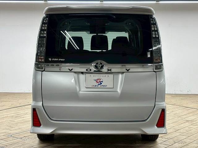トヨタ&nbsp;ヴォクシーの画像19