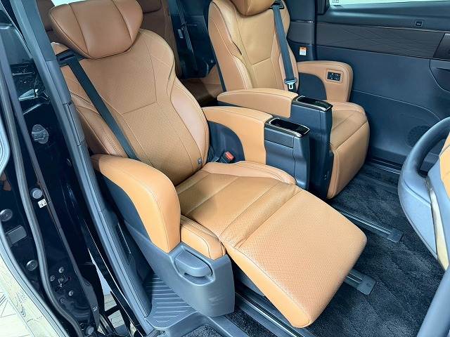 トヨタ&nbsp;ヴェルファイアハイブリッドの画像11