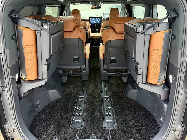 トヨタ&nbsp;ヴェルファイアハイブリッドの画像20