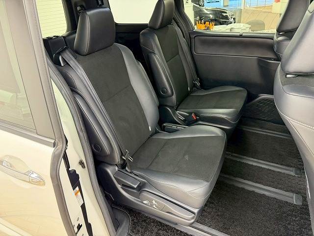 トヨタ&nbsp;ノアの画像9