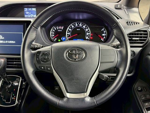 トヨタ&nbsp;ノアの画像13