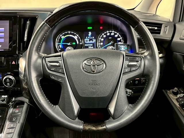 トヨタ&nbsp;ヴェルファイアハイブリッドの画像14