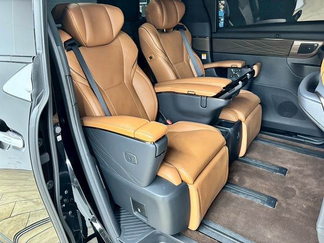 トヨタ&nbsp;ヴェルファイアハイブリッドの画像10