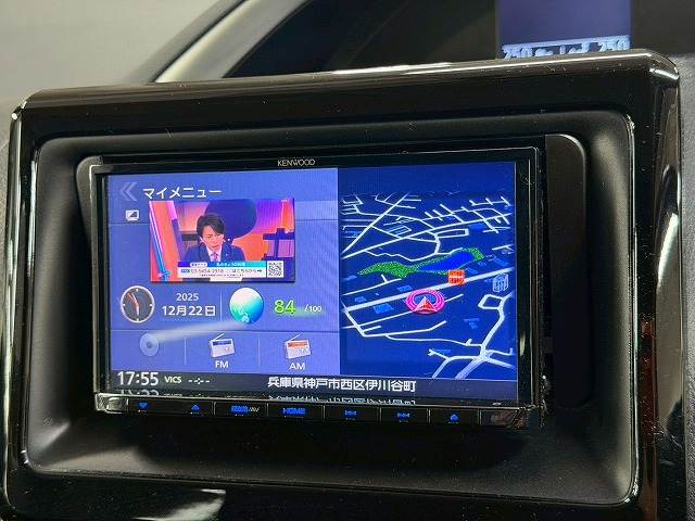 トヨタ&nbsp;ヴォクシーの画像3