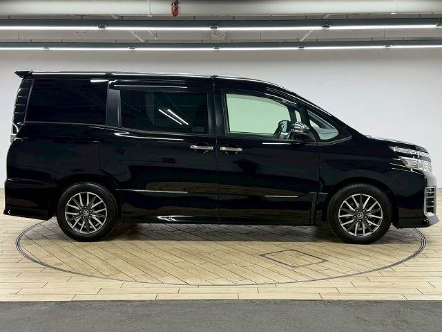 トヨタ&nbsp;ヴォクシーの画像17