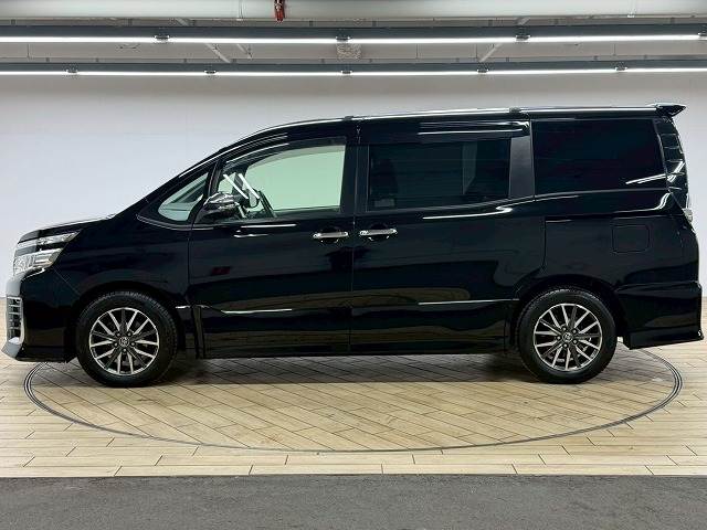 トヨタ&nbsp;ヴォクシーの画像18