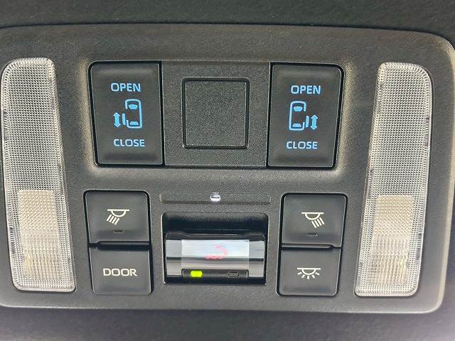 トヨタ&nbsp;ヴォクシーの画像7