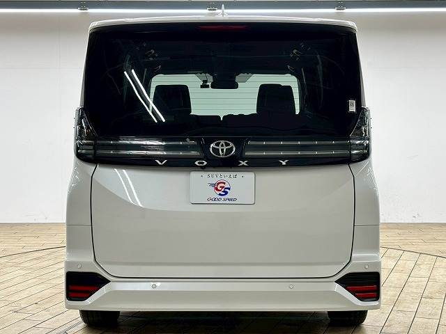 トヨタ&nbsp;ヴォクシーの画像19
