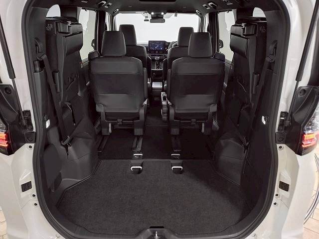 トヨタ&nbsp;ヴォクシーの画像20