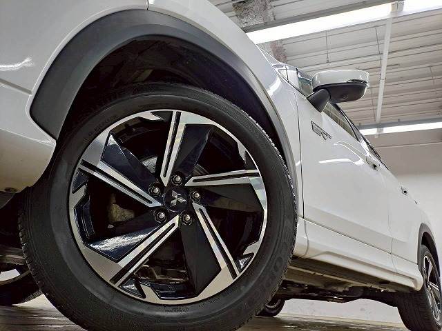 三菱&nbsp;エクリプスクロスPHEVの画像12