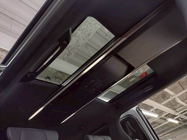 トヨタ&nbsp;アルファードハイブリッドの画像9