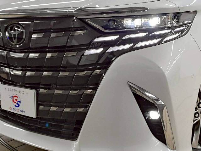 トヨタ&nbsp;アルファードハイブリッドの画像12