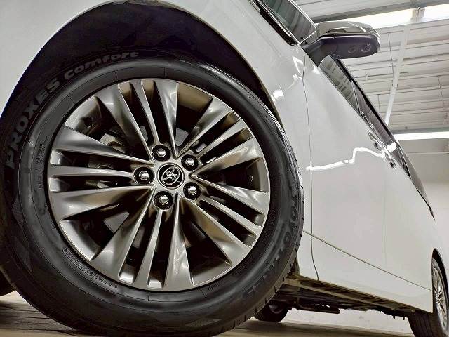 トヨタ&nbsp;アルファードハイブリッドの画像13