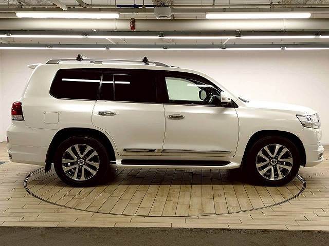 トヨタ&nbsp;ランドクルーザー200系の画像18