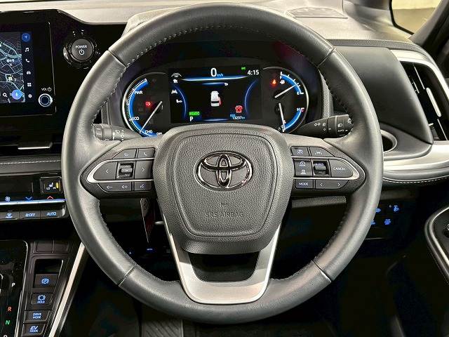 トヨタ ノアハイブリッドの画像14