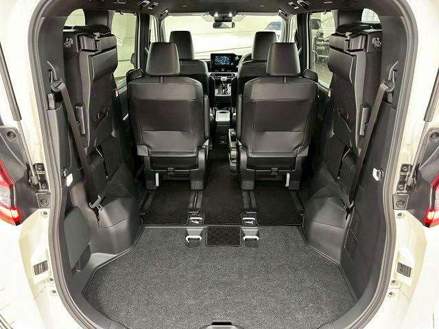 トヨタ ノアハイブリッドの画像20