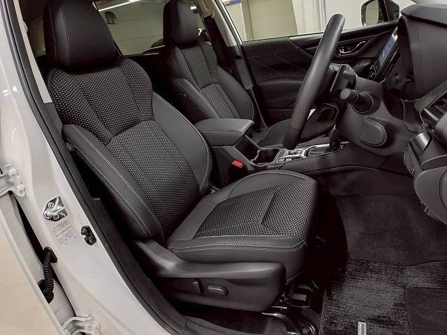 スバル フォレスターの画像10