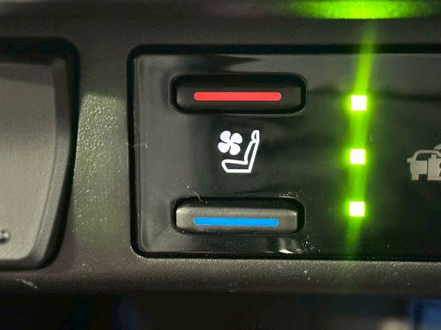 トヨタ&nbsp;RAV4の画像8