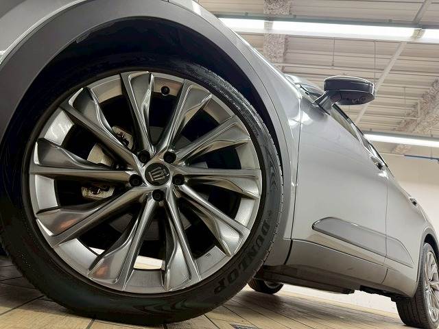 トヨタ クラウンクロスオーバーの画像12