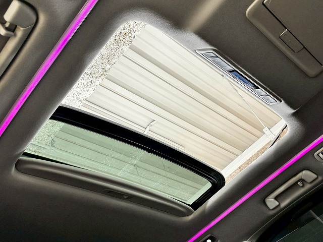 トヨタ ヴェルファイアの画像5