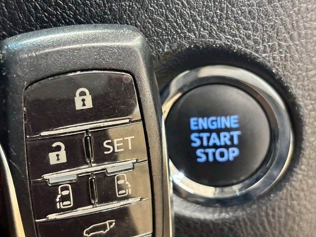 トヨタ ヴェルファイアの画像16