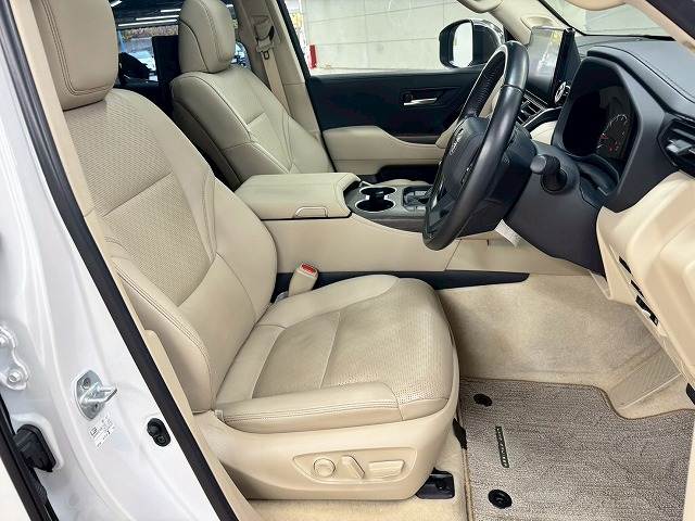 トヨタ&nbsp;ランドクルーザー300系の画像10