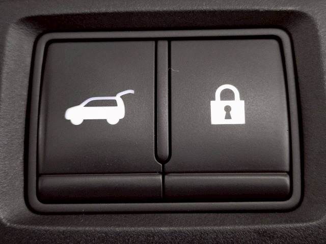 三菱 アウトランダーPHEVの画像9