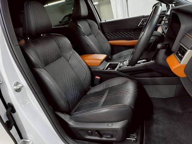 三菱 アウトランダーPHEVの画像10